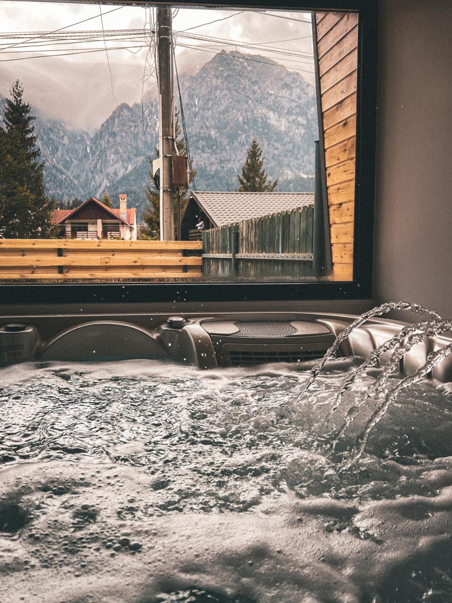 Moon Montana Buşteni Esterno foto